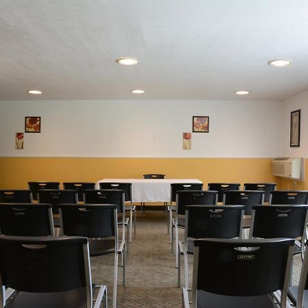 Red Roof Inn San Dimas - Fairplex מראה חיצוני תמונה