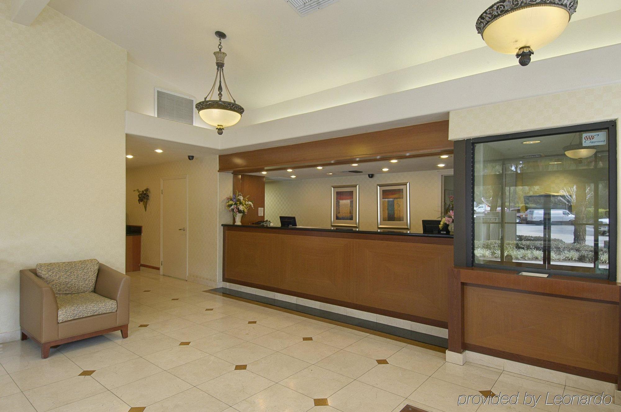 Red Roof Inn San Dimas - Fairplex מראה פנימי תמונה